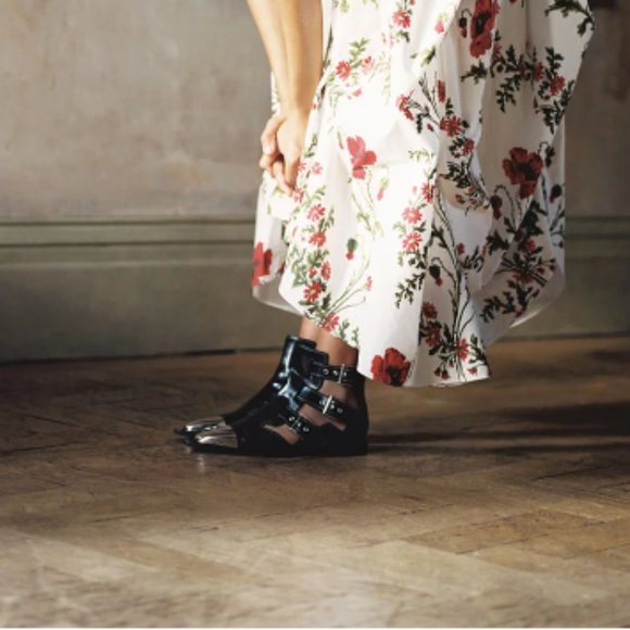 Alexander Mcqueen black leather cage ankle boots with pointy toe - Picture 15 of 15